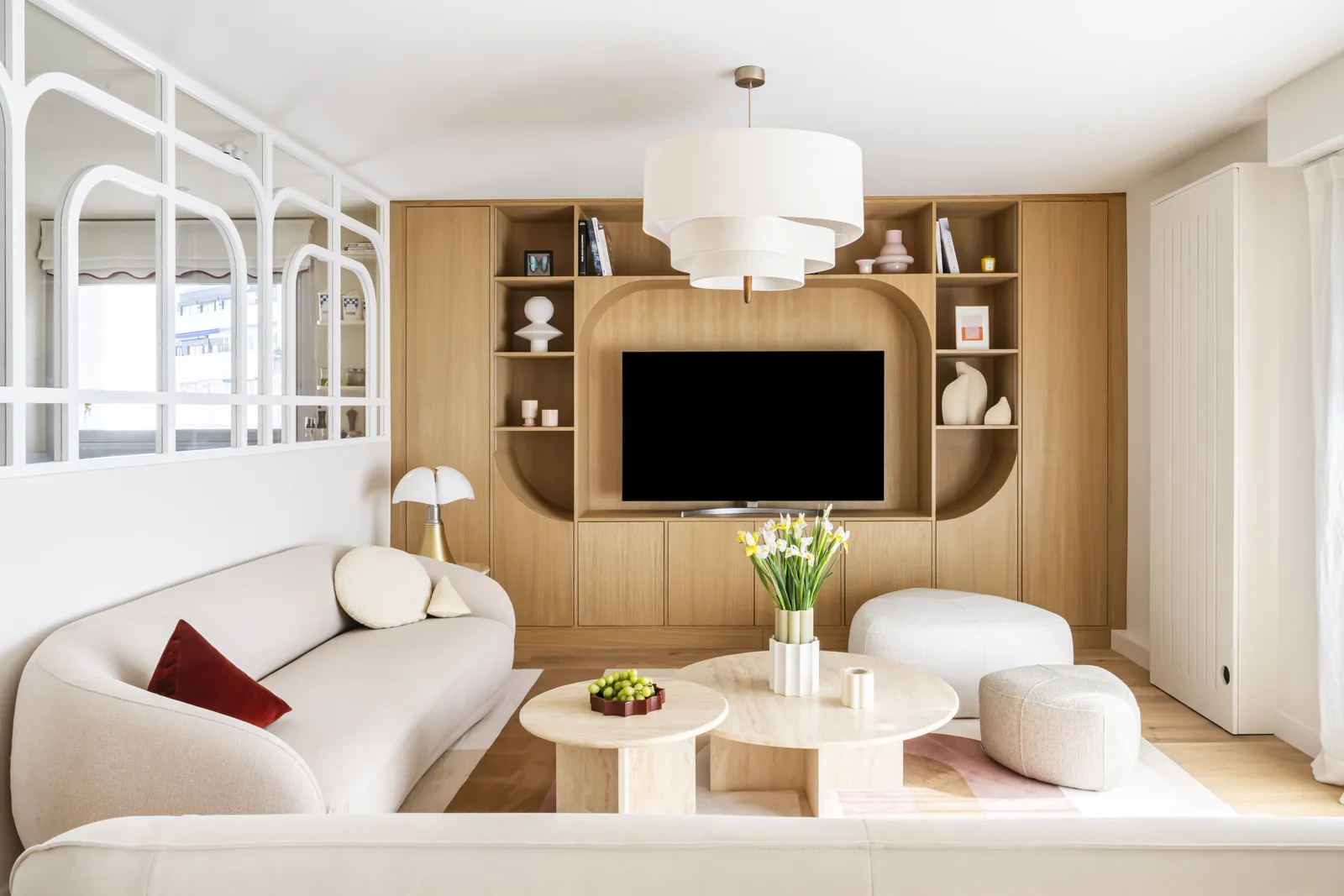 Séjour et verrière sur mesure d'un appartement rénové rue de l'Armorique, Paris 15e