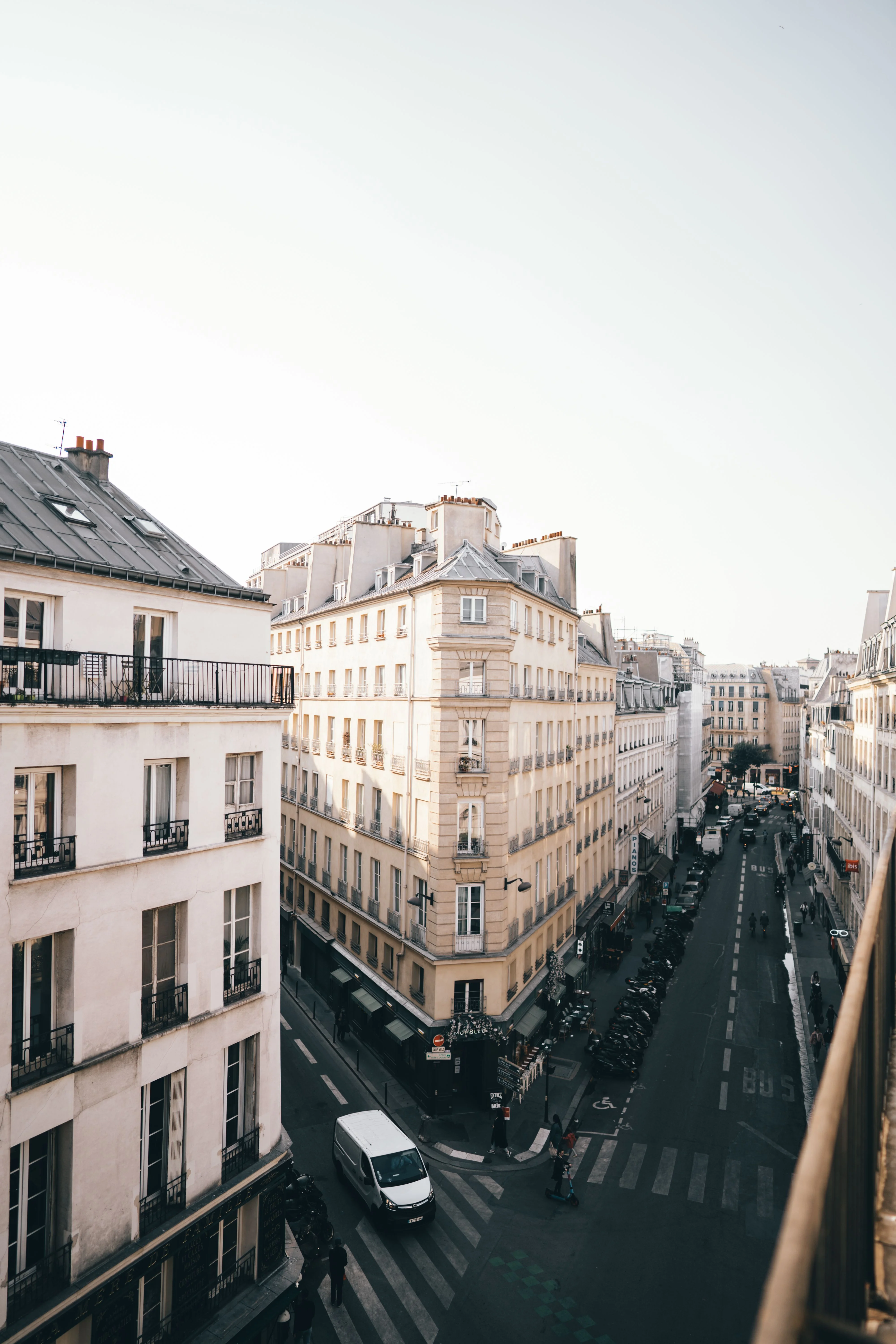 Rénovation d'appartement à Paris 8e par Co'Building
